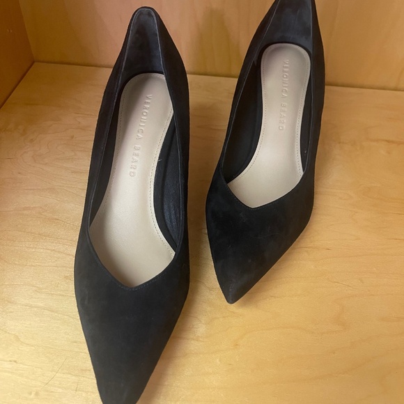 Veronica Beard Black Lisa Suede Pumps - Size 8M - worn once - Picture 7 of 9